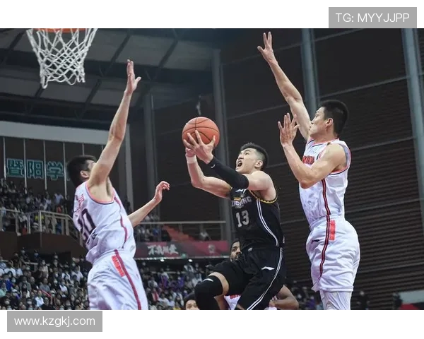 CBA激战广东大益对决辽宁队争夺总冠军荣耀之路